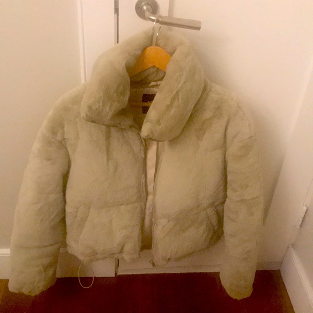 Brand new w tags . faux fur jacket , Womens ,xs